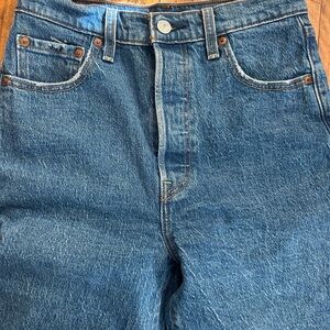 Levi's High Rise Blue Jeans